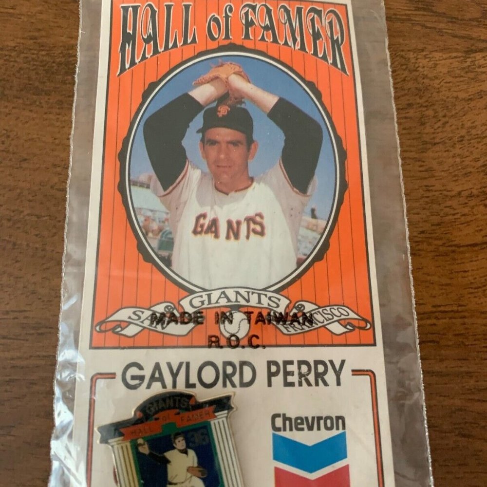 Chevron Gaylord Perry San Francisco Giants Hall Of Famer Pin